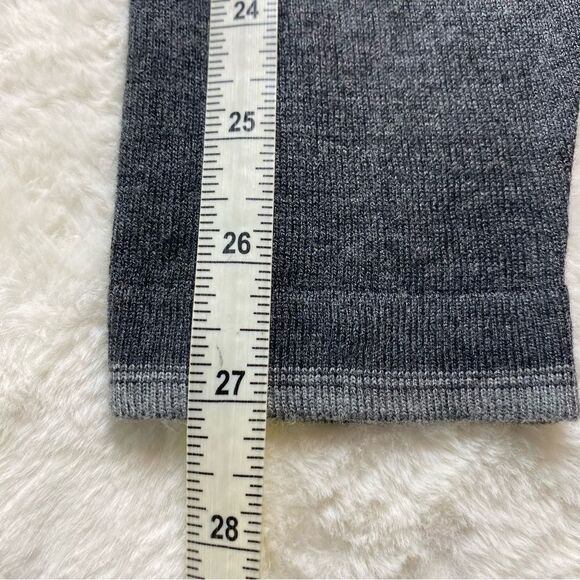 Agave Denim Crew Neck Long Sleeve Gray Lexington Fine Gauge Knit Sweater. Size M - Picture 12 of 13
